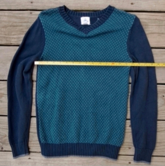 See New Listing Girls Size 10/12 Lands' End Knit Warm Sweater - Picture 5 of 11